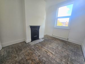 Photo 17- click for photo gallery